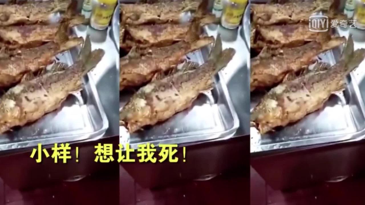 بالفيديو.. سمكة مقلية تتحرك على طبق صيني