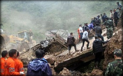 انتشال 59 جثة إثر انهيار أرضي في التبت