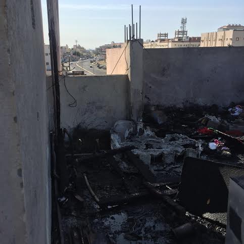 بالصور.. إخماد حريق مخلفات على بناية بروضة #جازان66