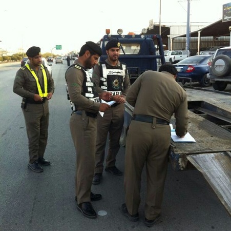 مرور الرياض يحتجز 609 مركبات مخالفة بالمناطق الصناعية