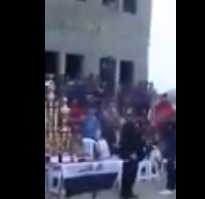 بالفيديو تفجير انتحاري بملعب شعبي بالعراق يخلف 20 قتيلا و80 جريحا