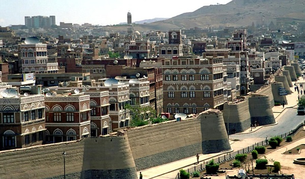 ضم اليمن لدول مجلس التعاون ضربة قاصمة للفرس وجندهم