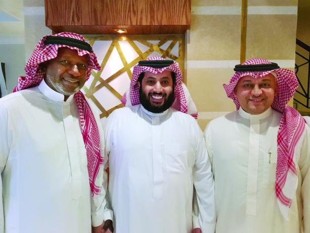 ننشر كواليس عودة ماجد عبد الله لدكة المنتخب السعودي