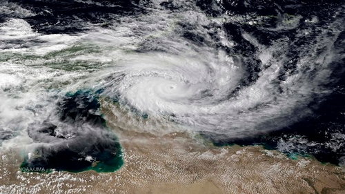 أستراليا تتفادى الأسوأ في إعصار “إيتا”
