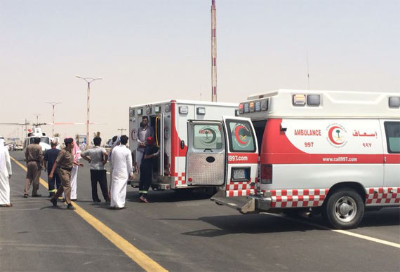 حادث مروع يصيب 6 سعوديين بطريق “سكاكا- عرعر”