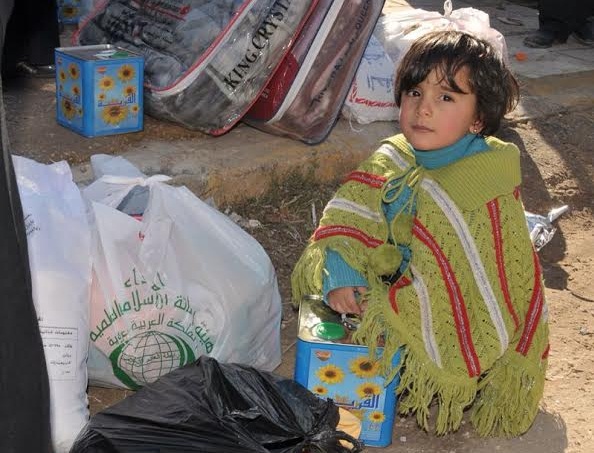تواصل توزيع المساعدات الشتوية للسوريين للعام الثالث