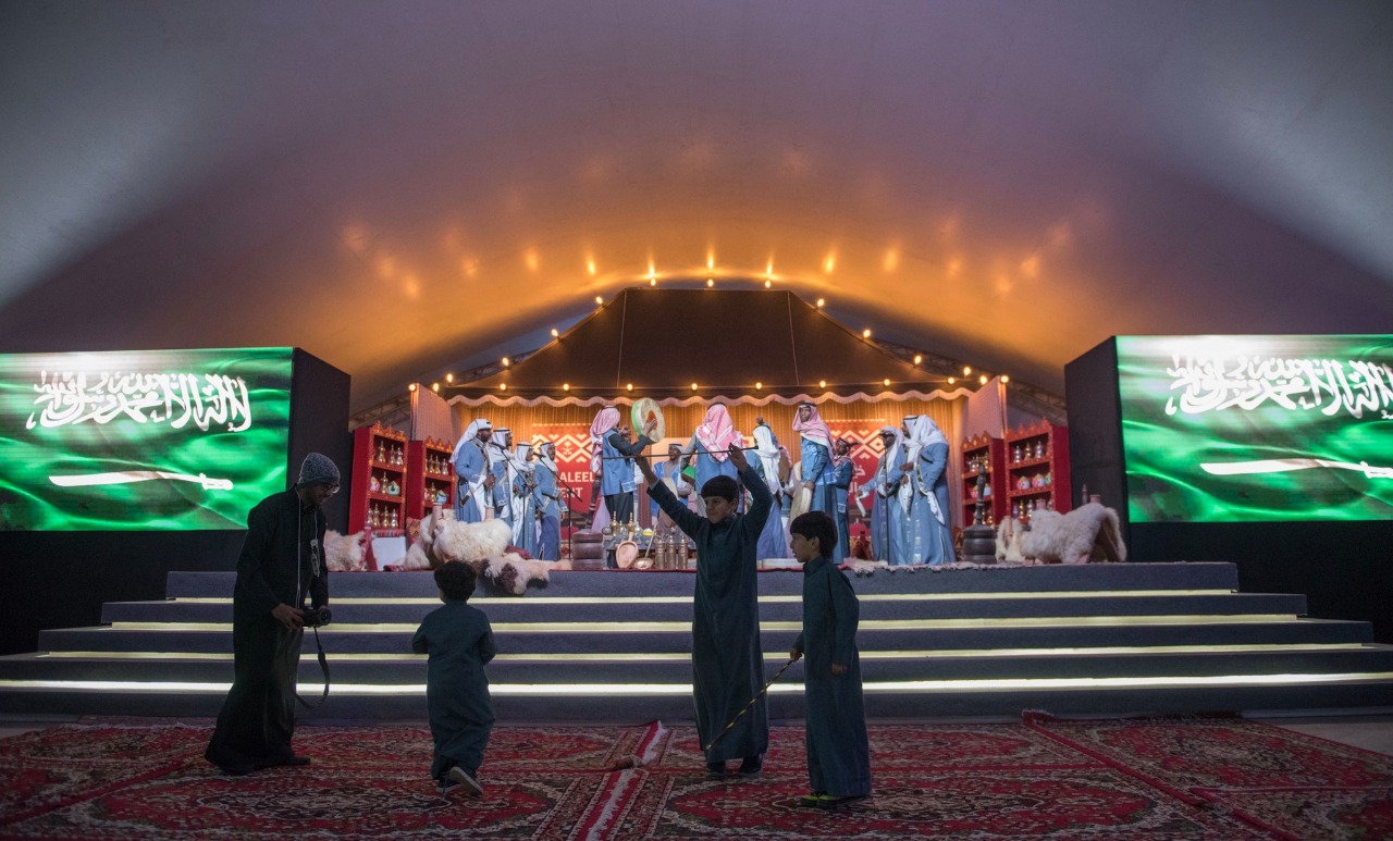 بالصور.. مهرجان الملك عبدالعزيز للإبل.. أيقونة ثقافية وتراثية تشهد بعظمة المملكة