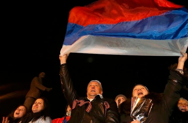 بالصور.. سكان القرم يحتفلون بالانضمام إلى روسيا