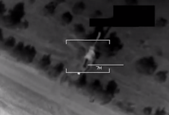 بالفيديو..آليات وميليشيات “داعش” تحت نيران المقاتلات الأمريكية