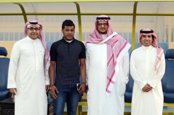 إعارة اللاعب النصراوي ” أيمن فتيني ” لنادي الخليج