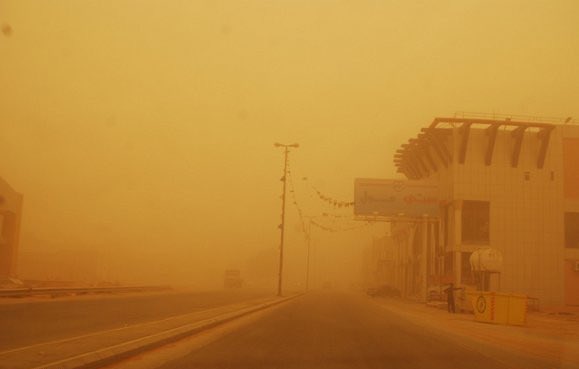 فرضية الأرصاد: عاصفة ترابية وأمطار غزيرة على #الرياض و #جدة