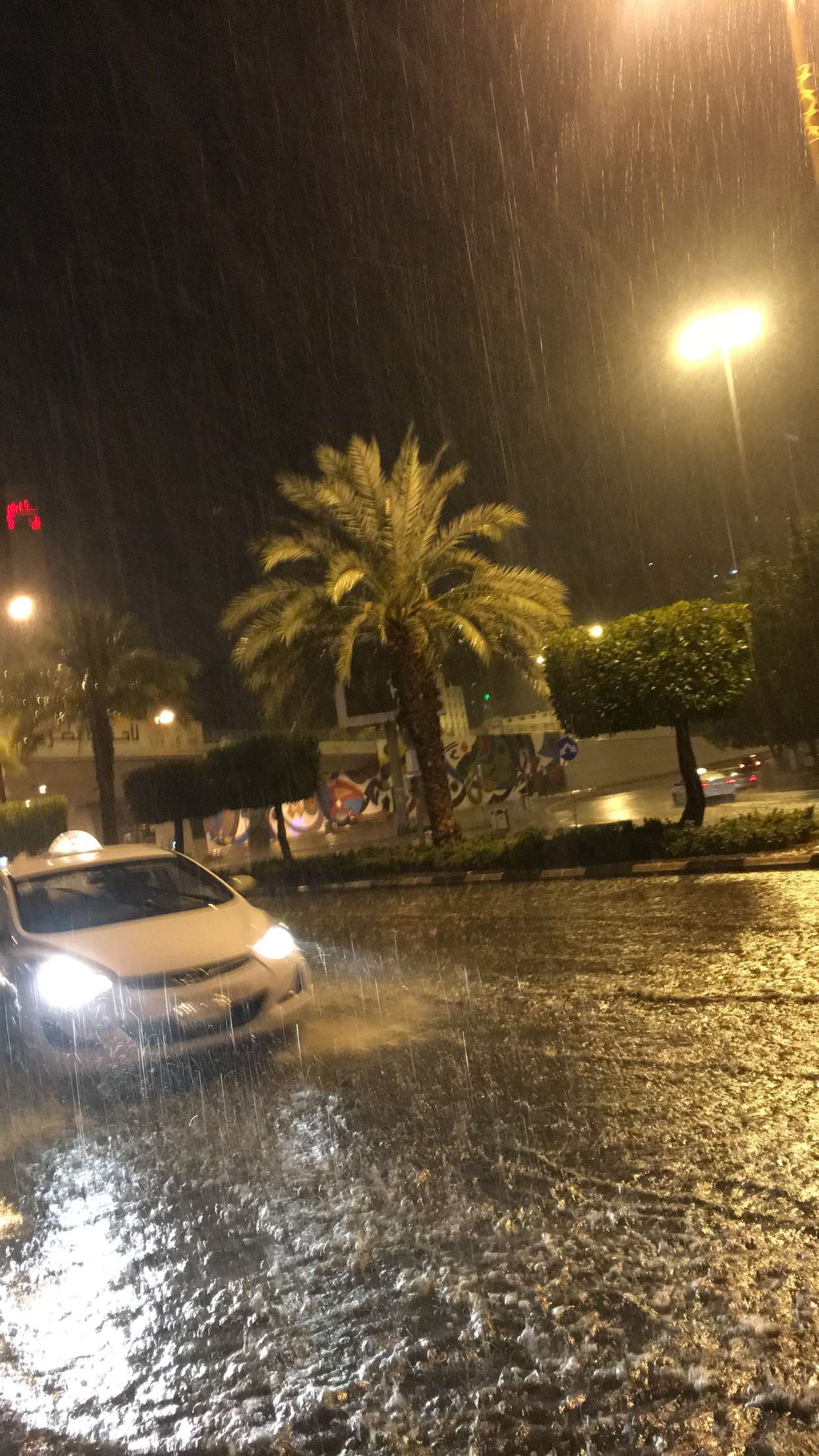 أسبوعان مثيران في مكة.. جرب انتشر وأمطار جذابة!