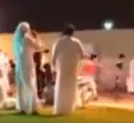 ​بالفيديو.. معاكسات وتحرش تنتهي ​بمضاربة وكر وفر في حديقة بـ #الرياض