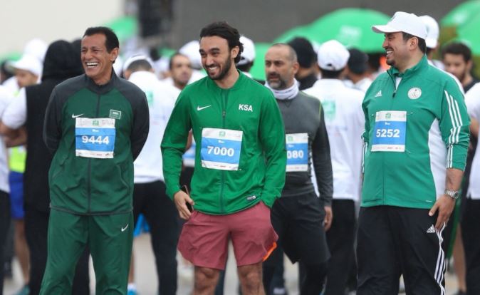 عبد العزيز بن تركي الفيصل يتواجد في سباق الـ8 كم في ماراثون الرياض