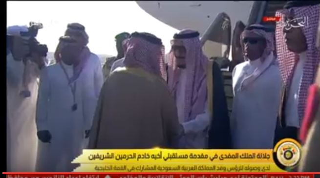 #عاجل .. الملك سلمان يصل إلى البحرين للمشاركة في القمة الخليجية