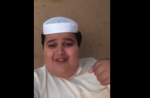 بالفيديو.. أبو جفين يثير حيرة المتابعين بأبيات شعرية