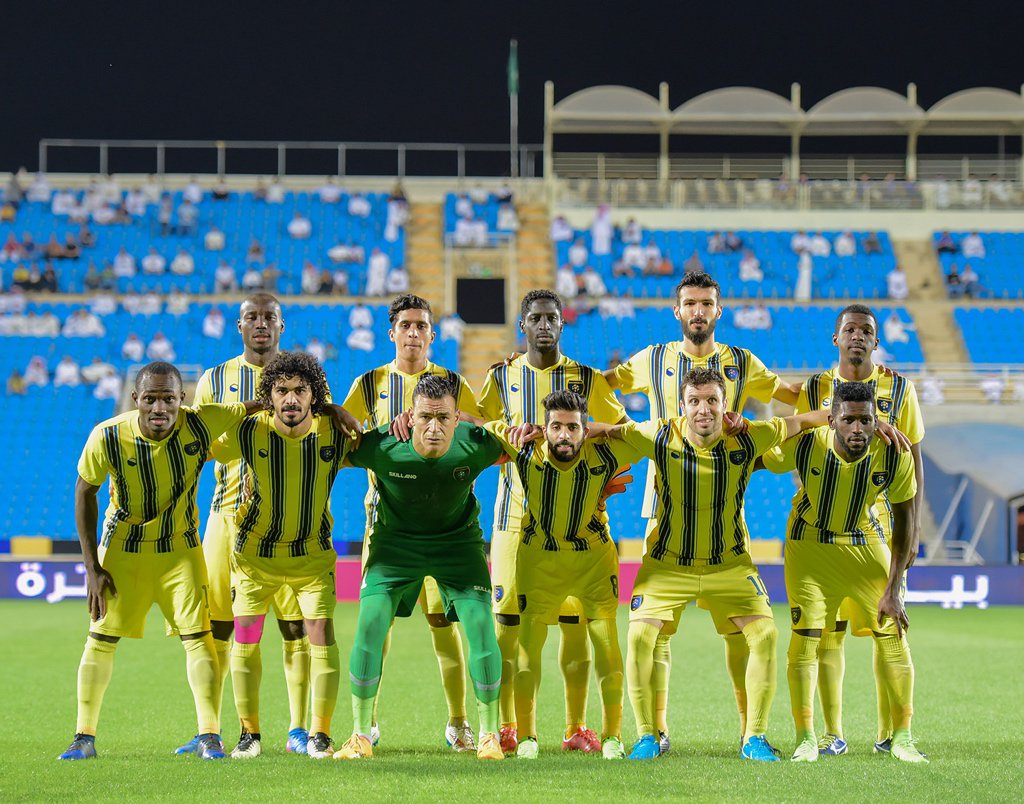 الشباب يستدرج التعاون في الدوري السعودي