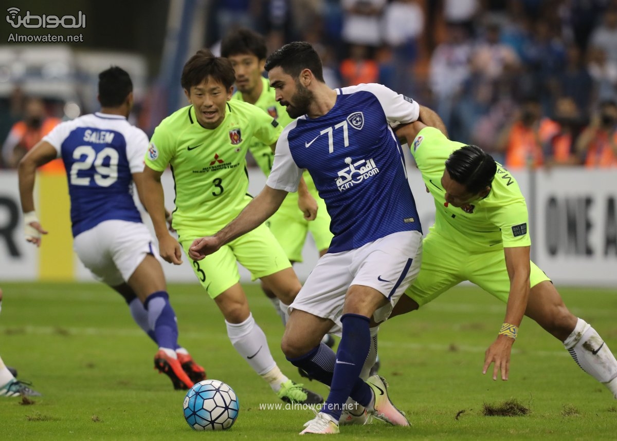 الهلاليون متشوقون .. من يتقمص دور عمر خربين في مباراة #الهلال وأوراوا؟