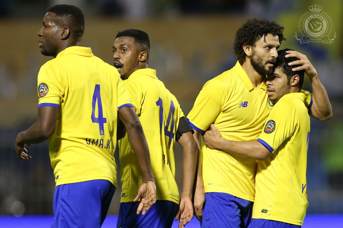 بالصور.. بعثة النصر تصل حفر الباطن