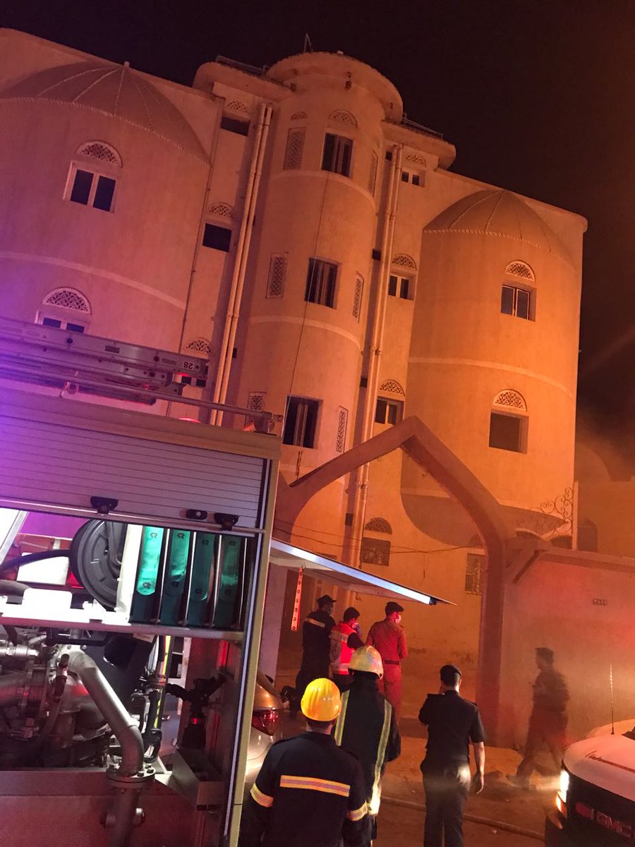 اختناق شخصين وإخلاء 13 ساكنًا في حريق شقة بجازان