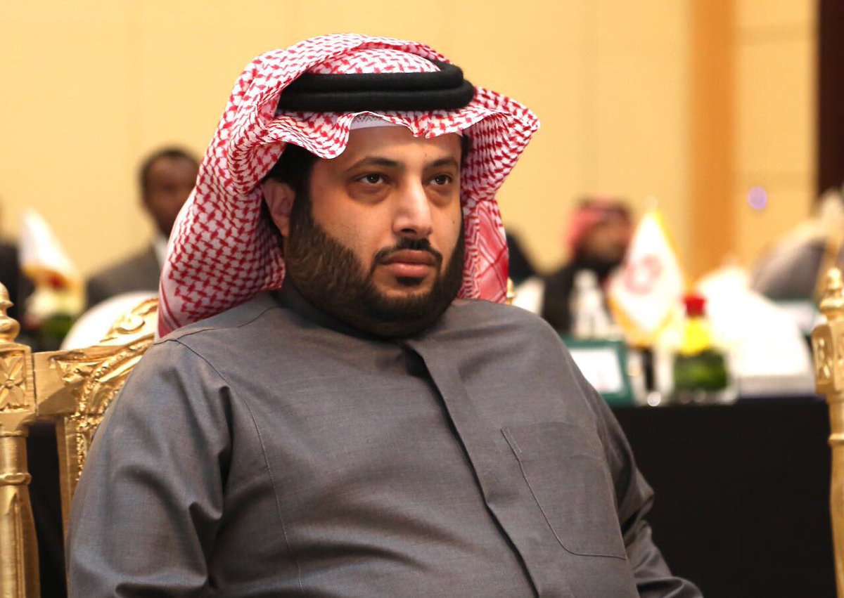 آل الشيخ يعلن رئيسَي الاتحاد والرياض للموسم المقبل
