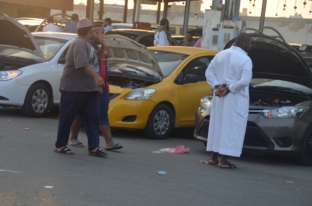 أصحاب معارض السيارات في جدة : قرار قيادة المرأة سينعشنا
