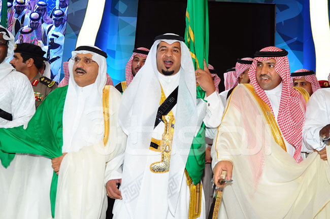بالصور.. السامري والعرضة السعودية يشعلان احتفالات مدينة الرياض