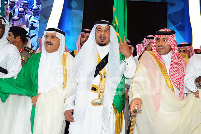 بالصور.. السامري والعرضة السعودية يشعلان احتفالات مدينة الرياض