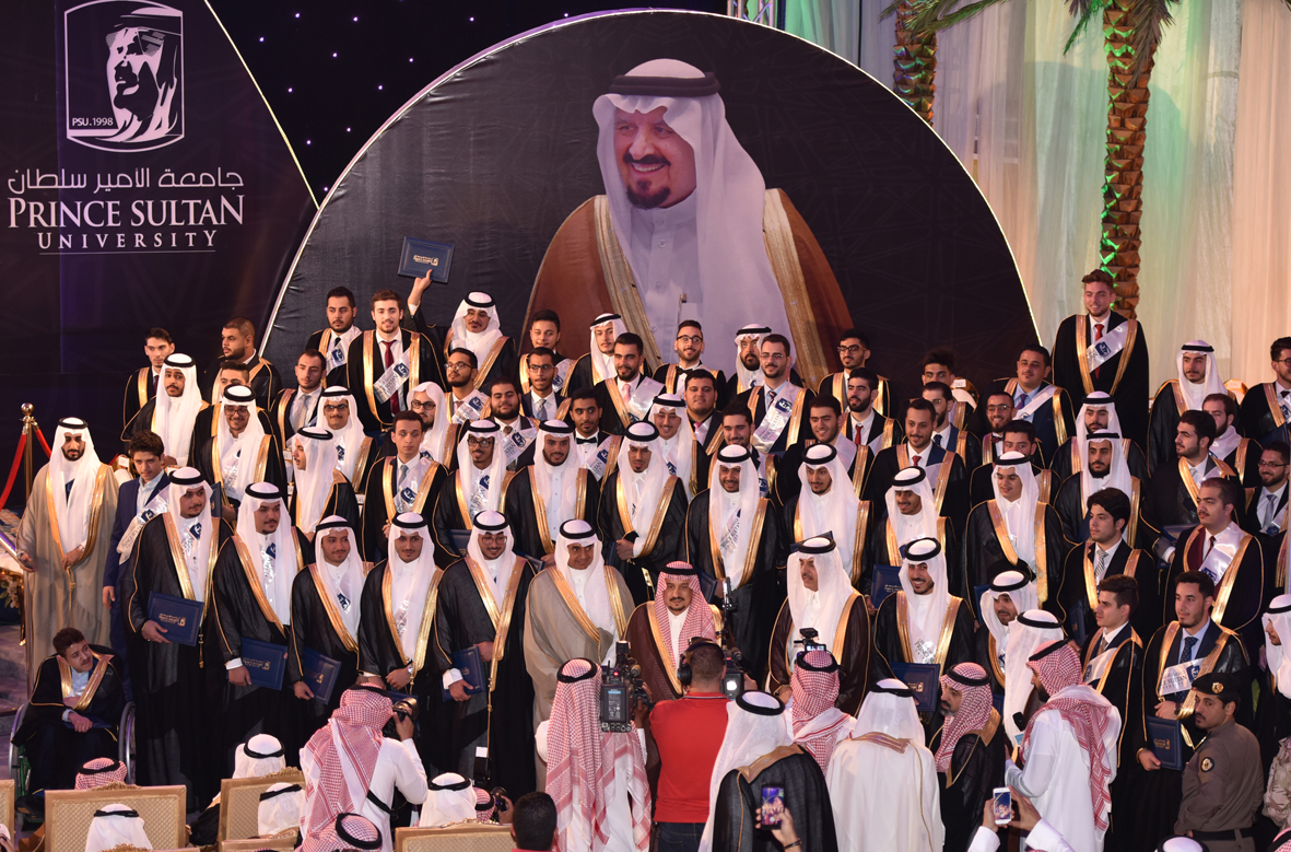 فيصل بن بندر: نفخر بأن جامعة الأمير سلطان وصلت إلى هذا المستوى