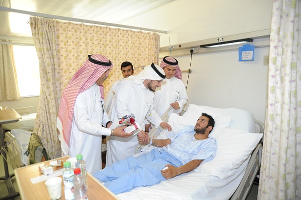 المدينة الطبية بجامعة الملك سعود تعايد المرضى المنومين