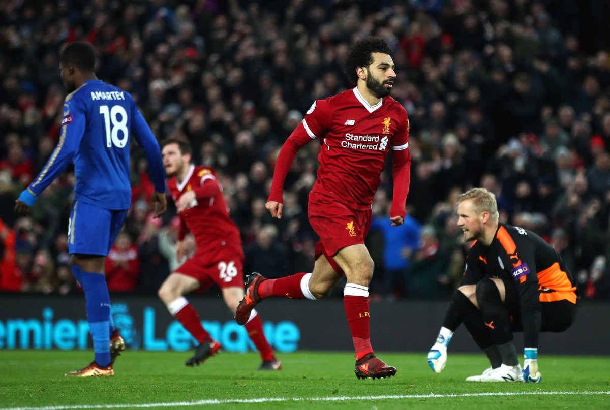 محمد صلاح يُسبب القلق لنجم توتنهام لهذا السبب