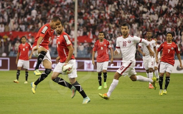 ​شاهد لقطات من لقاء المنتخب اليمني والمنتخب القطري