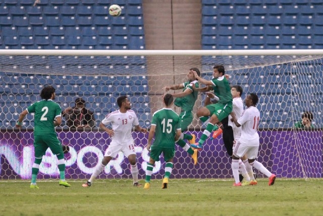 شاهد لقطات من لقاء المنتخب الإماراتي والمنتخب العراقي