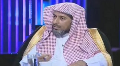 الشيخ عيسى الغيث يعد قائمة لمقاضاة مشاهير وصحف إلكترونية!