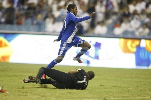 بالصور.. مواجهة الكلاسيكو التاريخية بين الهلال والاتحاد