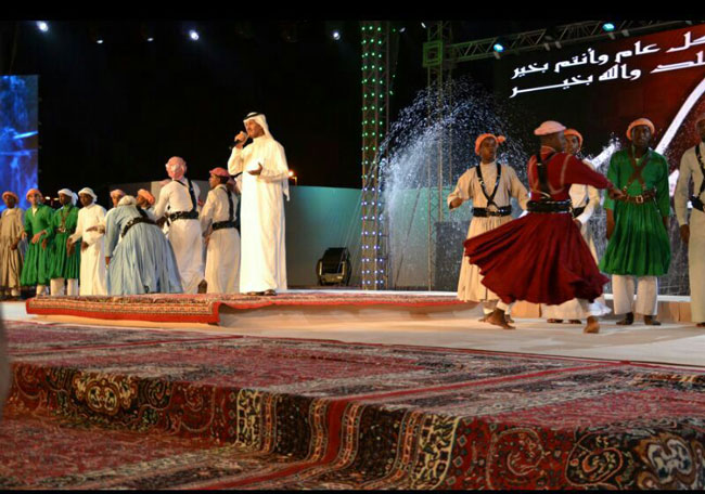 تجهيز عشرة مواقع للاحتفال بمهرجان “عيد طيبة 34”