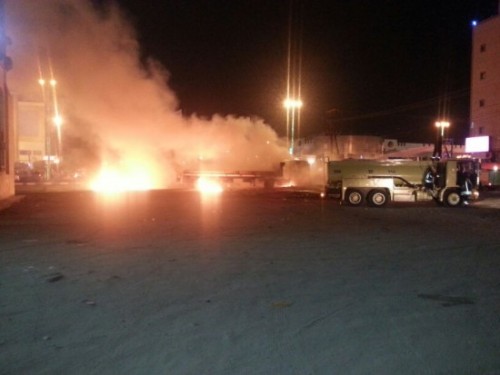 اصطدام واشتعال شاحنة وسيارة على طريق الرياض بالخميس