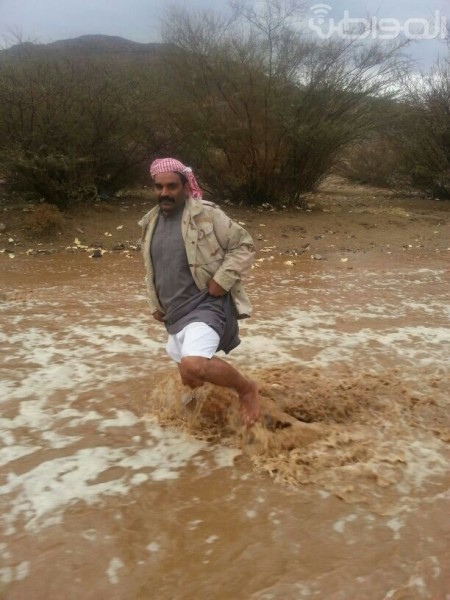 بالصّور.. هطول الأمطار على نجران ومراكزها