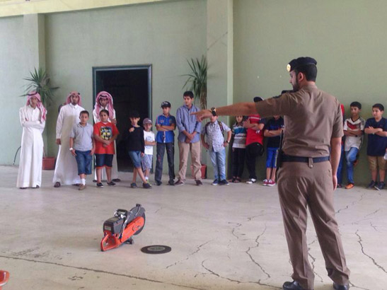 مدني عسير يقدم برنامجاً تدريبياً لطلاب “شبل أبها”