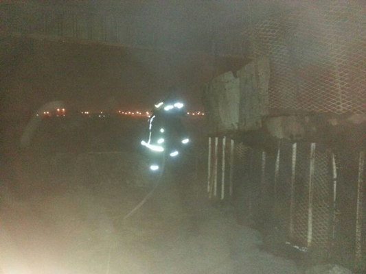 السيطرة على حريق بالمخواة ومكافحة آخر في دوس بني يزيد