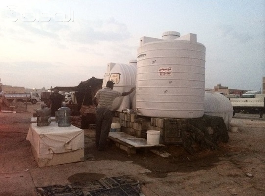 “المواطن” ترصد بيع مياه عشوائي بـ”نسيم الرياض”