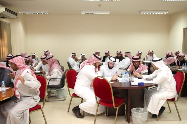 تعليم الرياض يدرب ٩٠ معلماً لذوي صعوبات التعلم على مهارات التدريس