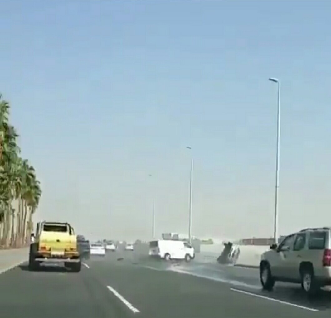 “المواطن” تكشف حقيقة حادث التسابق في جدة