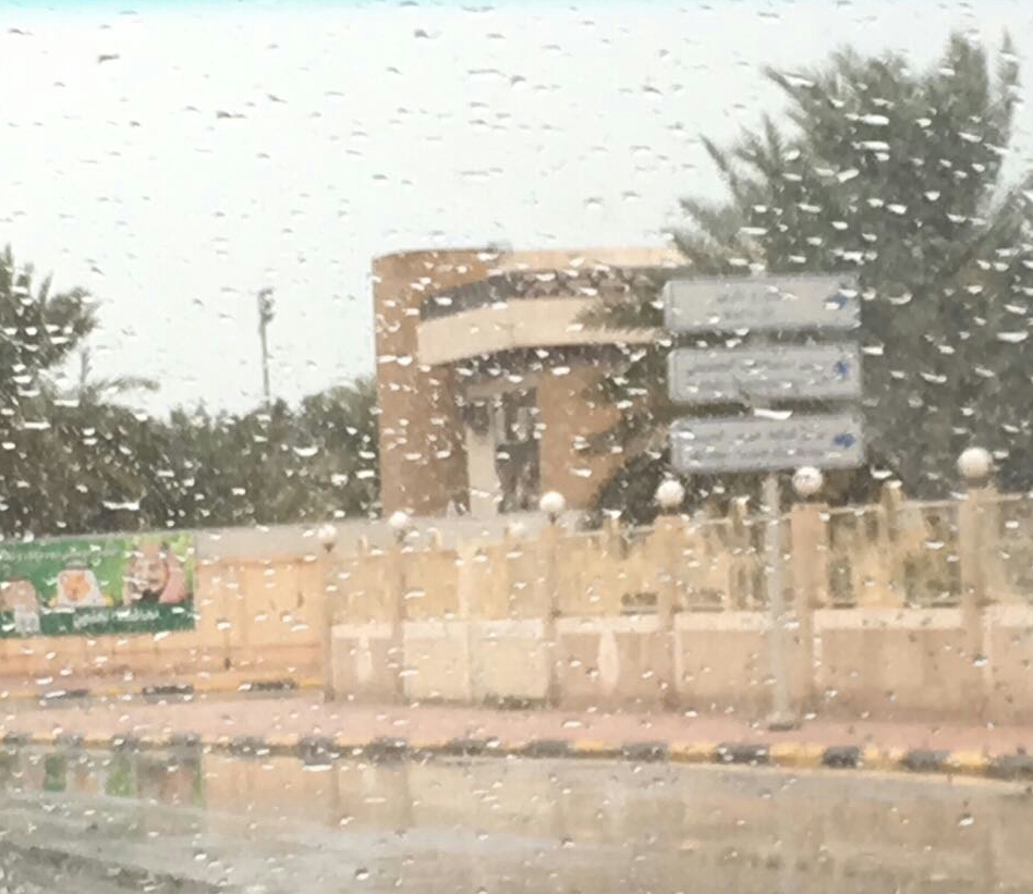 بالصور.. “المواطن” توثق أمطار الخفجي اليوم
