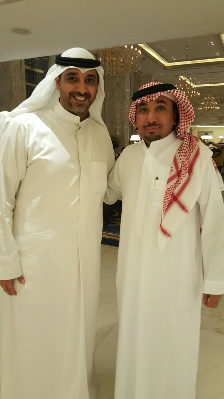 تكريم الإعلامي السعودي صالح الشادي في ختام ملتقى الإعلام العربي بالكويت