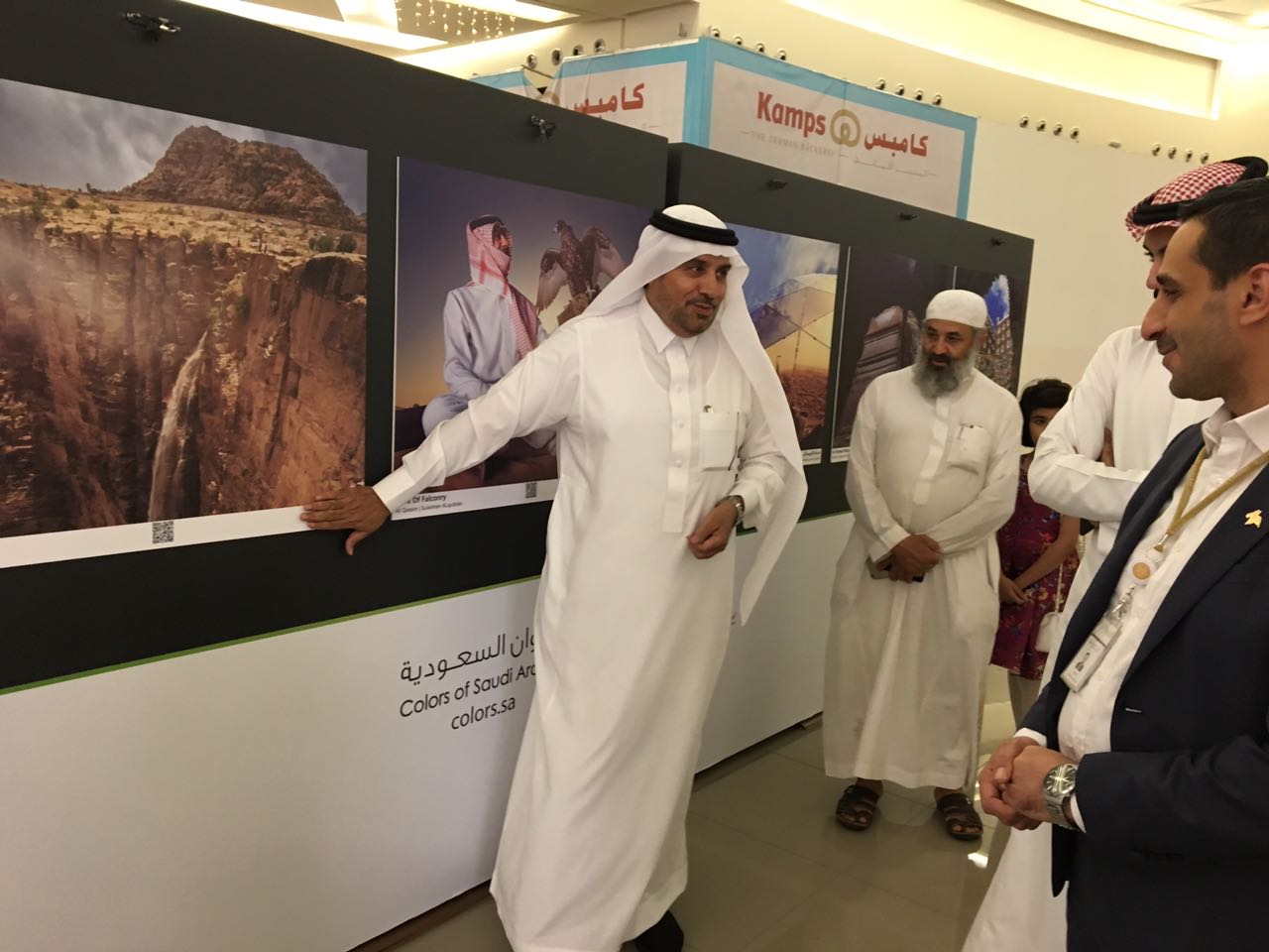 بالصور.. معرض ألوان السعودية يستحضر أبرز المقومات السياحية والتراثية بالمملكة