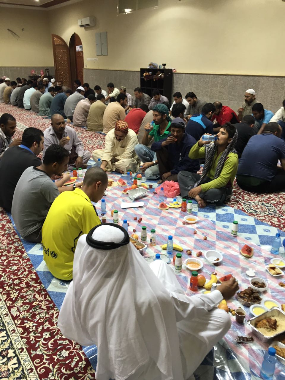 بالصور.. شباب الخير مشروع خيري لإفطار ودعم المحتاجين بالعرضية الشمالية