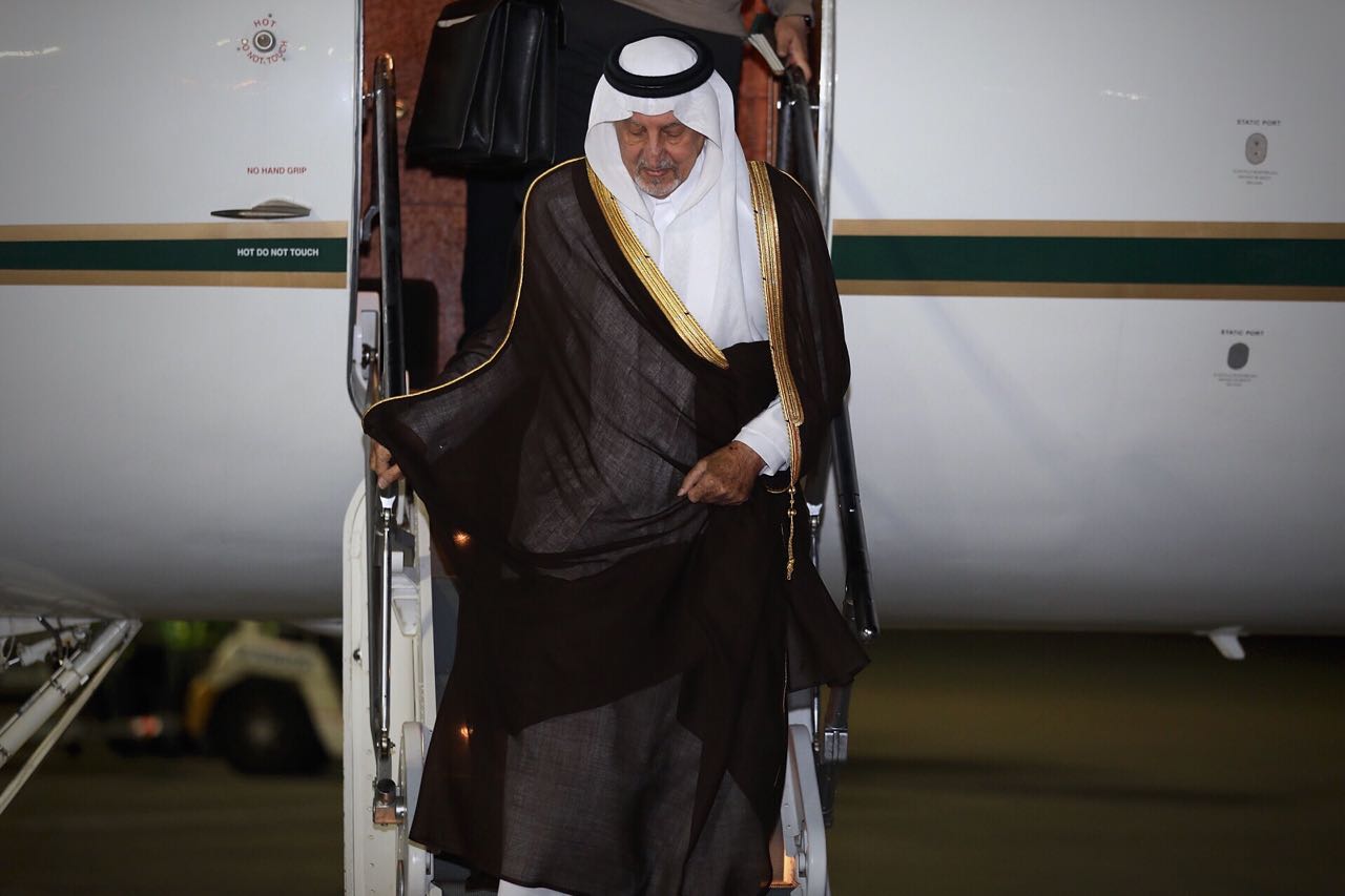 خالد الفيصل يصل إلى جدة بعد قضاء إجازته السنوية