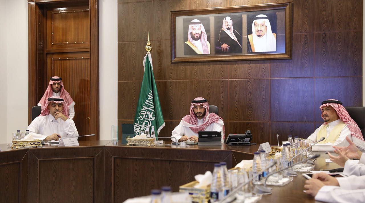 نائب أمير مكة يتابع استعدادات وخطط الحج والعمرة