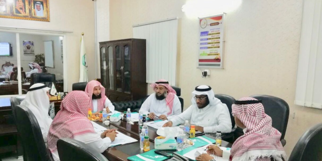 قرارات وتوصيات في اجتماع جمعية رفق لرعاية الأيتام بمحايل صحيفة قرارات وتوصيات في اجتماع جمعية رفق لرعاية الأيتام بمحايل صحيفة